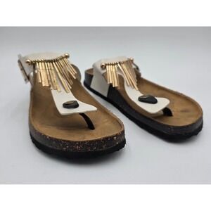 BU Collection Women's White Thong Sandals Gold Fringe Cork Footbed Size 9